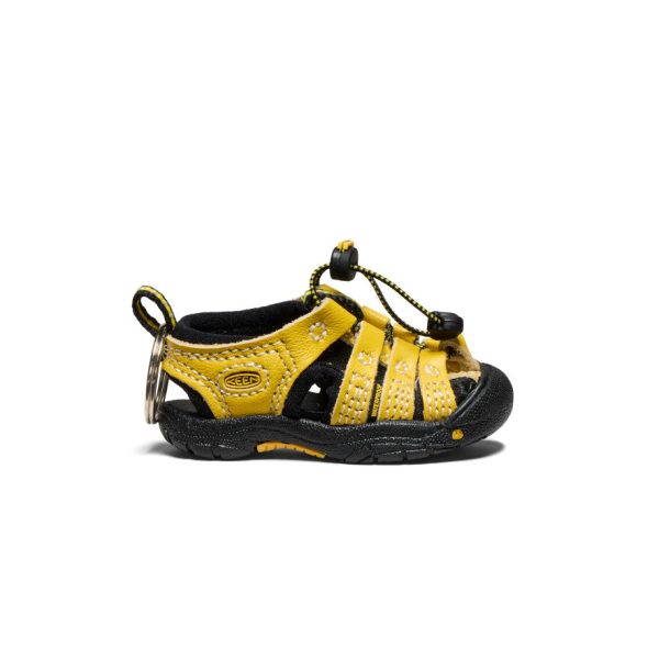 Newport Sandal Keychain | Yellow