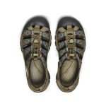 Men's Newport Retro Sandal x ??tudes Studio  |  Etudes Olive