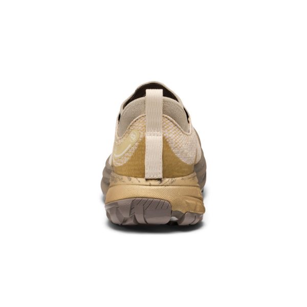 Women's Seek Trail Running Shoe  |  Abbey Stone/Gold