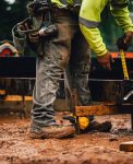 Men's Targhee IV Waterproof Work Boot (Carbon Toe) | Dark Earth/Black