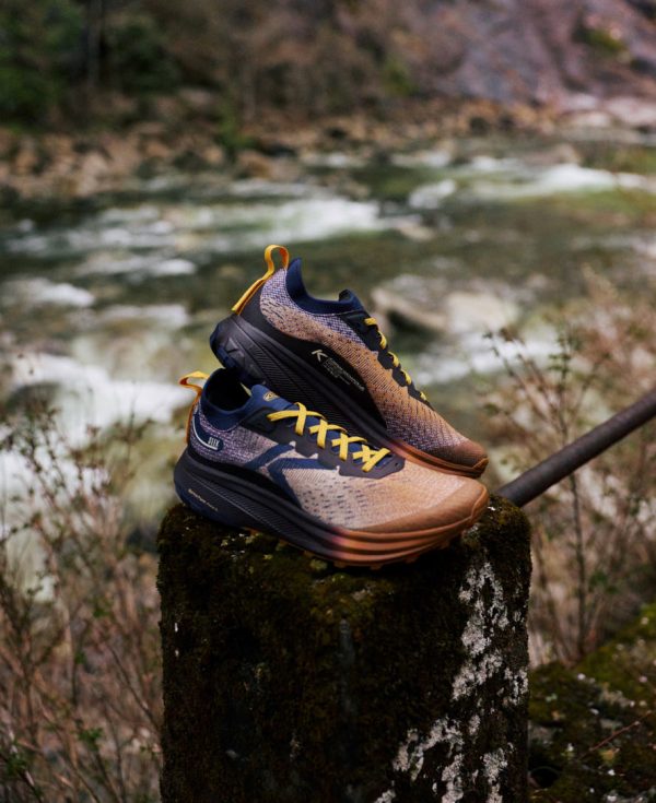 Men's Seek Trail Running Shoe  |  Chipmunk/Symphonic Sunset
